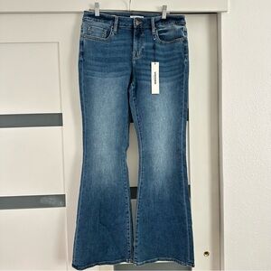 NWT VIGOSS Marley Mid Rise Boot Cut Dark Wash Jean Size 28